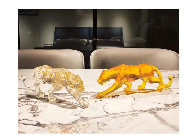 Creative  Resin  Animal Sculptures Crafts Transparent Geometry Leopard Statue Home Decor