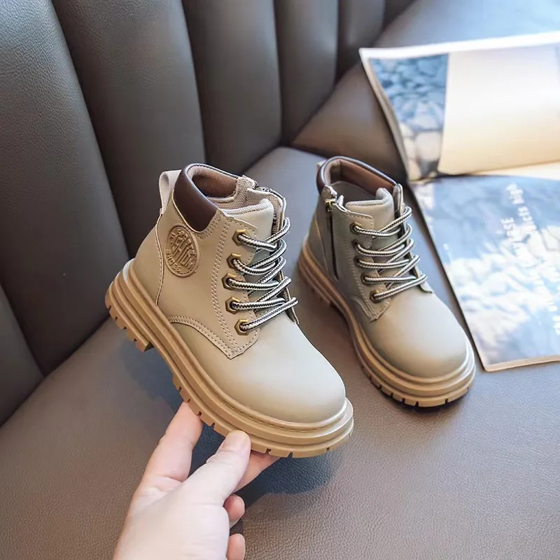 2022 Fashion Trendy All Match Kids Shoes Soft Rubber Sole Middle Boot Classic Martin boots For Kids