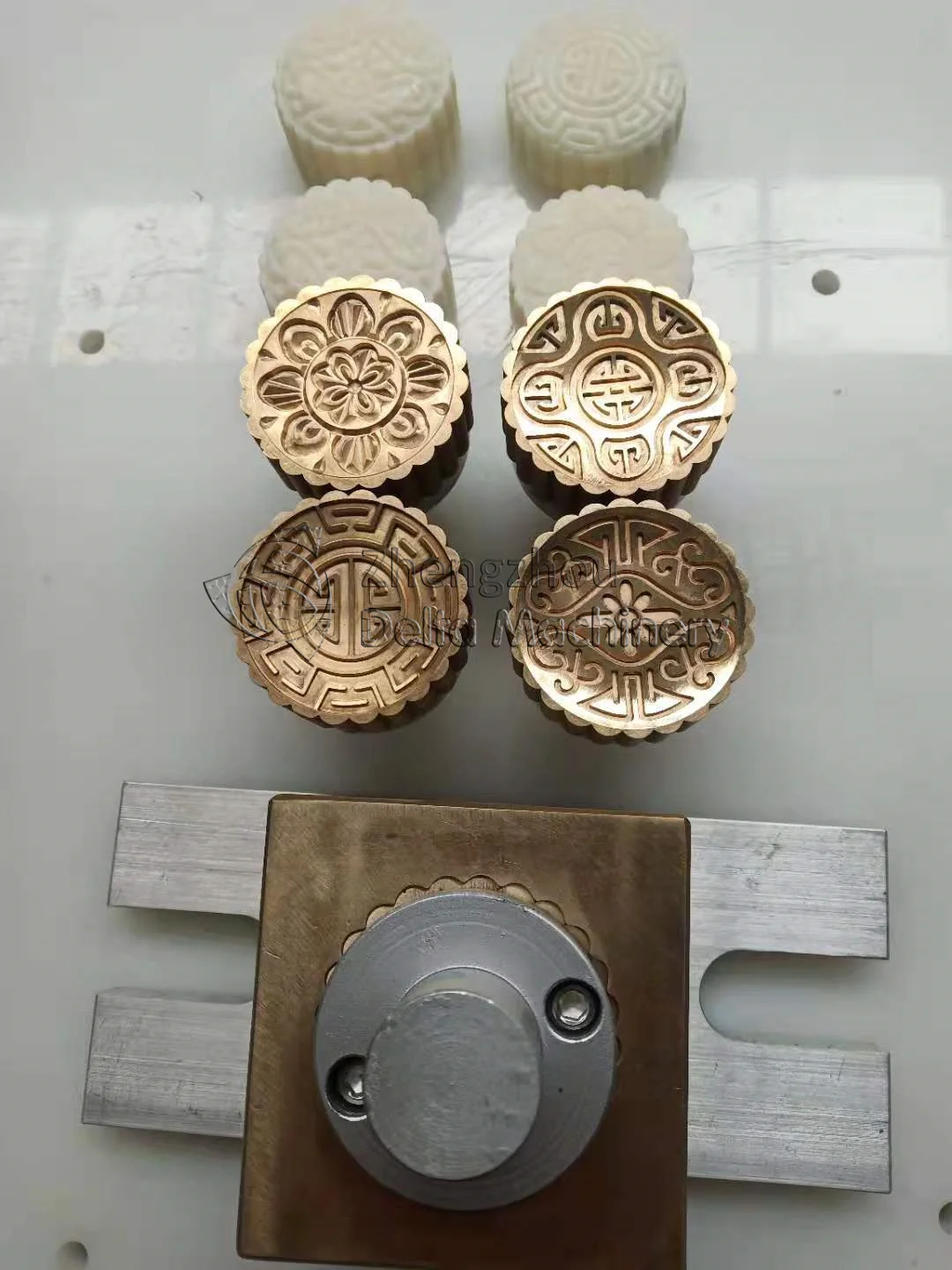 Круглая квадратная Прямоугольная форма для смешивания мыла, формовочная машина для штамповки, машина для производства мыла, линия производства