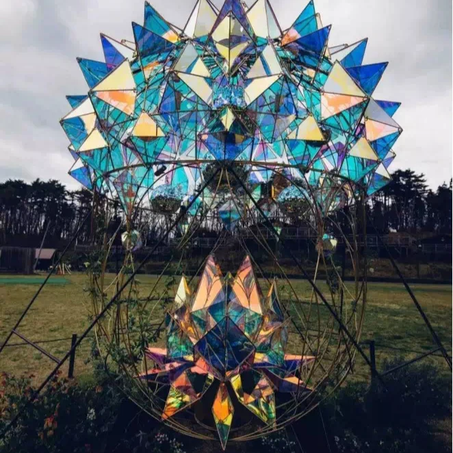 Wholesale Price Colorful Rainbow Art Tempered Decorative Glass for Partitions Buildings