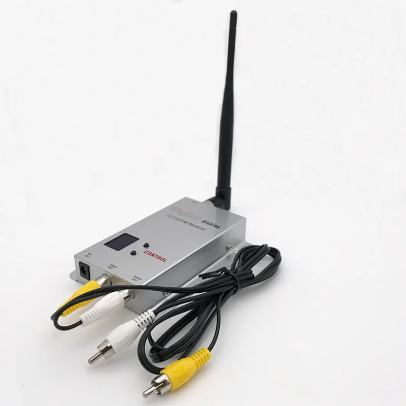1.2G 1.5W Transmitter and Receiver UAV Crossing Machine Aerial Photography Model Aircraft Wireless FPV Image Transmission