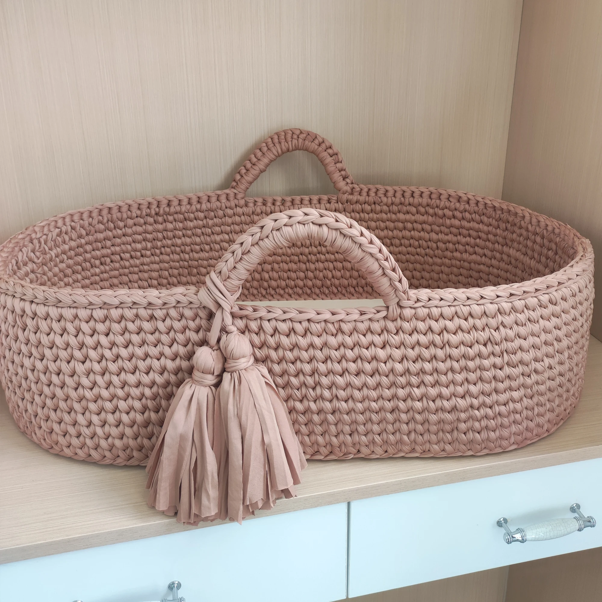 Handmade Crochet Boho Bassinet Newborn Baby Diaper Changing Basket Set Moses Basket Changing Table Topper for Dresser