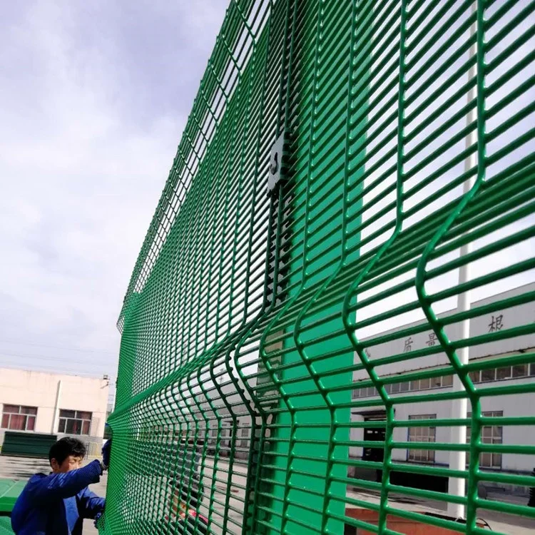 358 High Security Mesh Fencing Customized Curves 358 Fence Anti Corrosion 3mm-6mm Wire Diameter