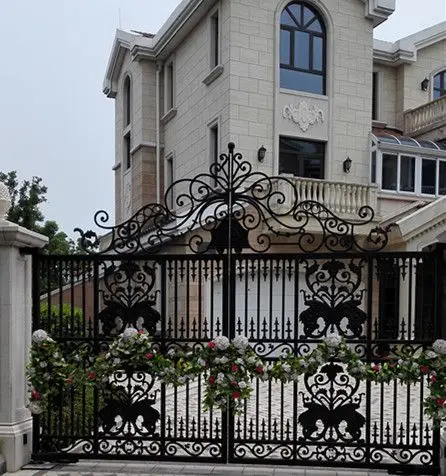 hot-selling Garden Steel Fence Metal Fence wrought iron fence panel and gate