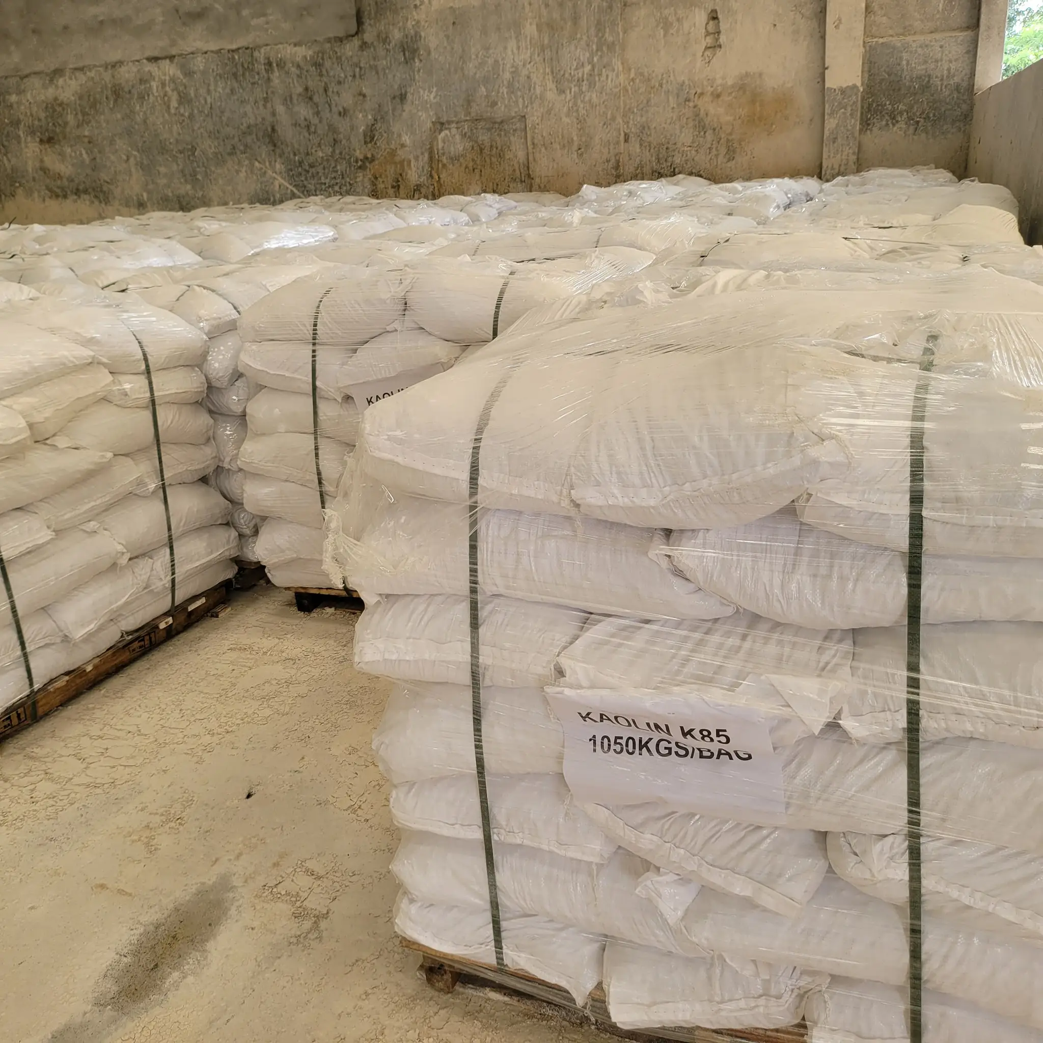 Завод по переработке вьетнамского каолина напрямую поставляет каолиновый продукт, промывочный каолин, кальцинированный глин, oem