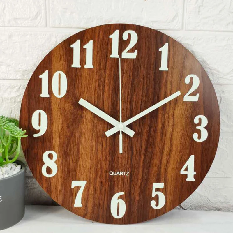 Vintage Minimalist Quartz Analog Clock Large 10 12 14 Inch Home Decorative Retro Round Luminous Wooden Wall Clock