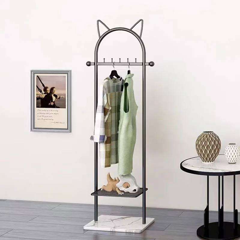Скандинавская вешалка для пальто, современная простая металлическая напольная вешалка для пальто в спальню, гостиную, Роскошная легкая Золотая вешалка для пальто