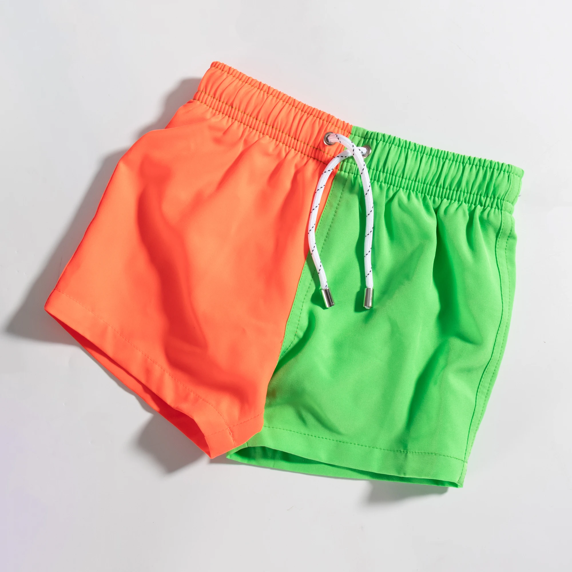 Wholesale Premium Quality Kids Beachwear Cute Printed Beach Shorts Swim Trunks Quick Dry Leopard Striped Patterns for Boys