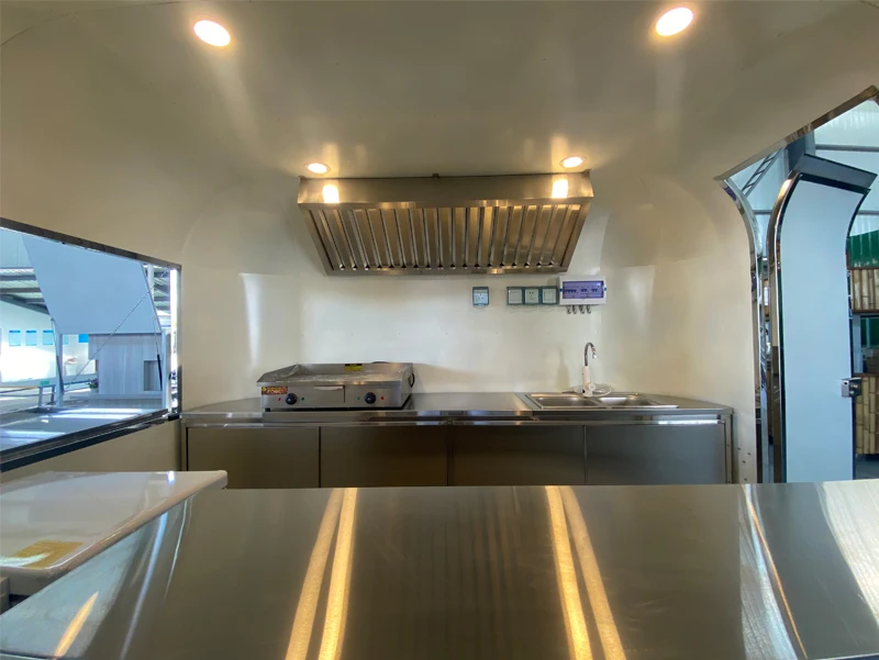 Europe Airstream Camper Trailer Travel Food Caravan Mobile Food Cart Food Truck For Sale