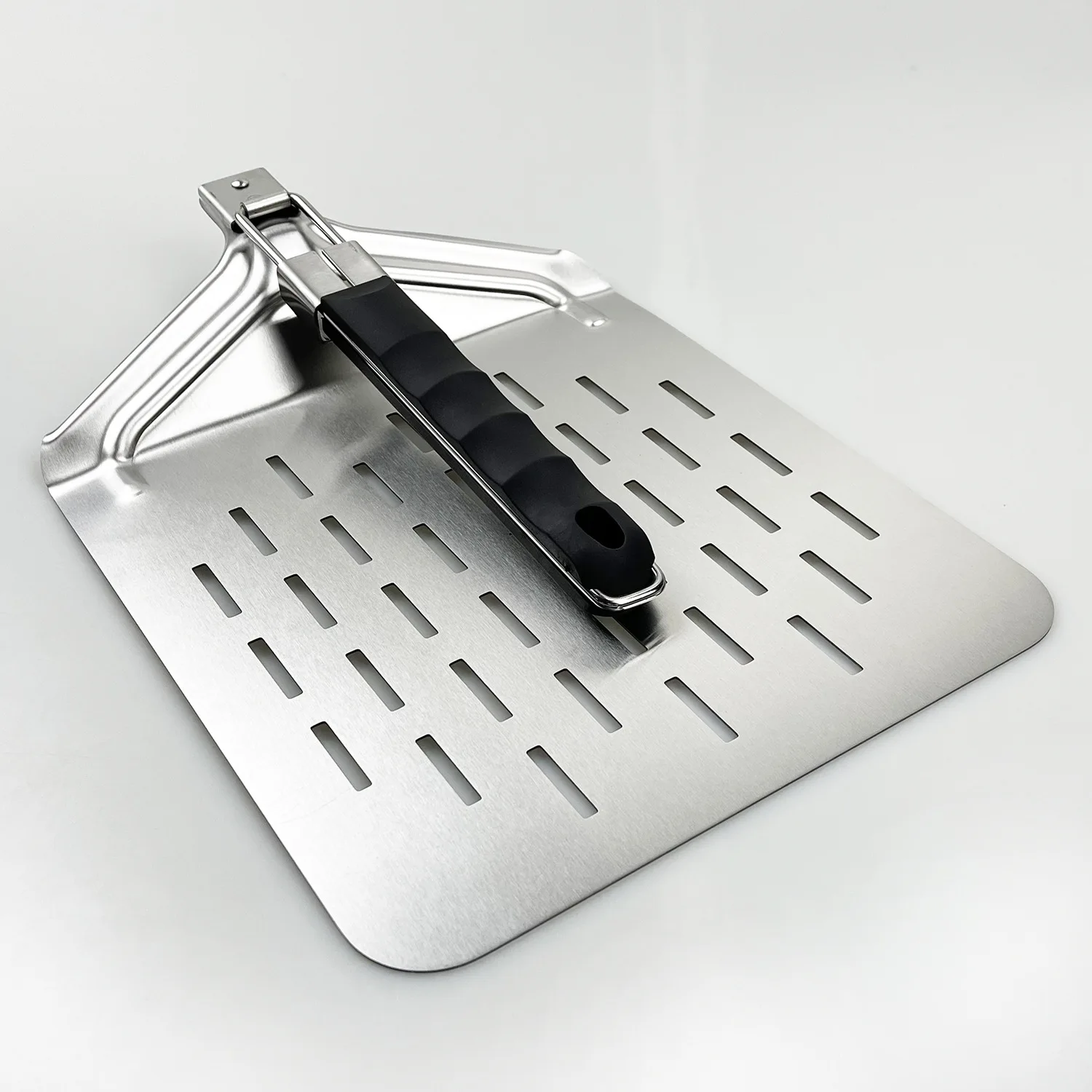 2023 kitchen hot sale Extra Large stainless steell perforated  pizza peel with folding handle