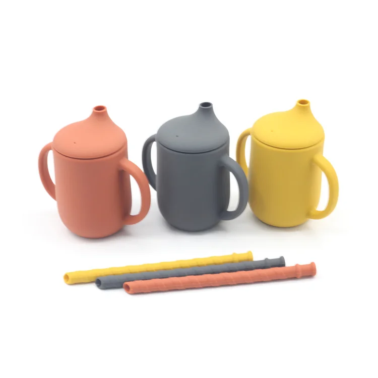 Training Baby Sippy Cups for Baby Drinking with lids ODM OEM Silicone Toddler Cup