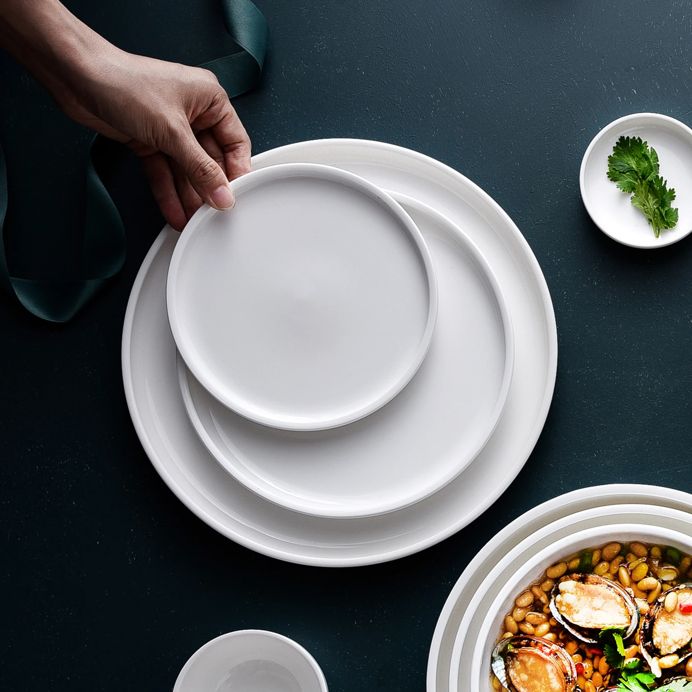 PITO Horeca Hotel Ware Cheap Wholesale Durable Western Restaurant Wedding Used White Plate Porcelain Ceramic Dinner Plate