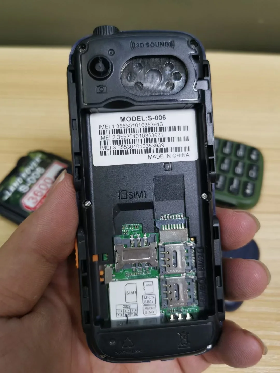 hot sellings 2023 S006 big battery rugged feature mobile phone with power bank