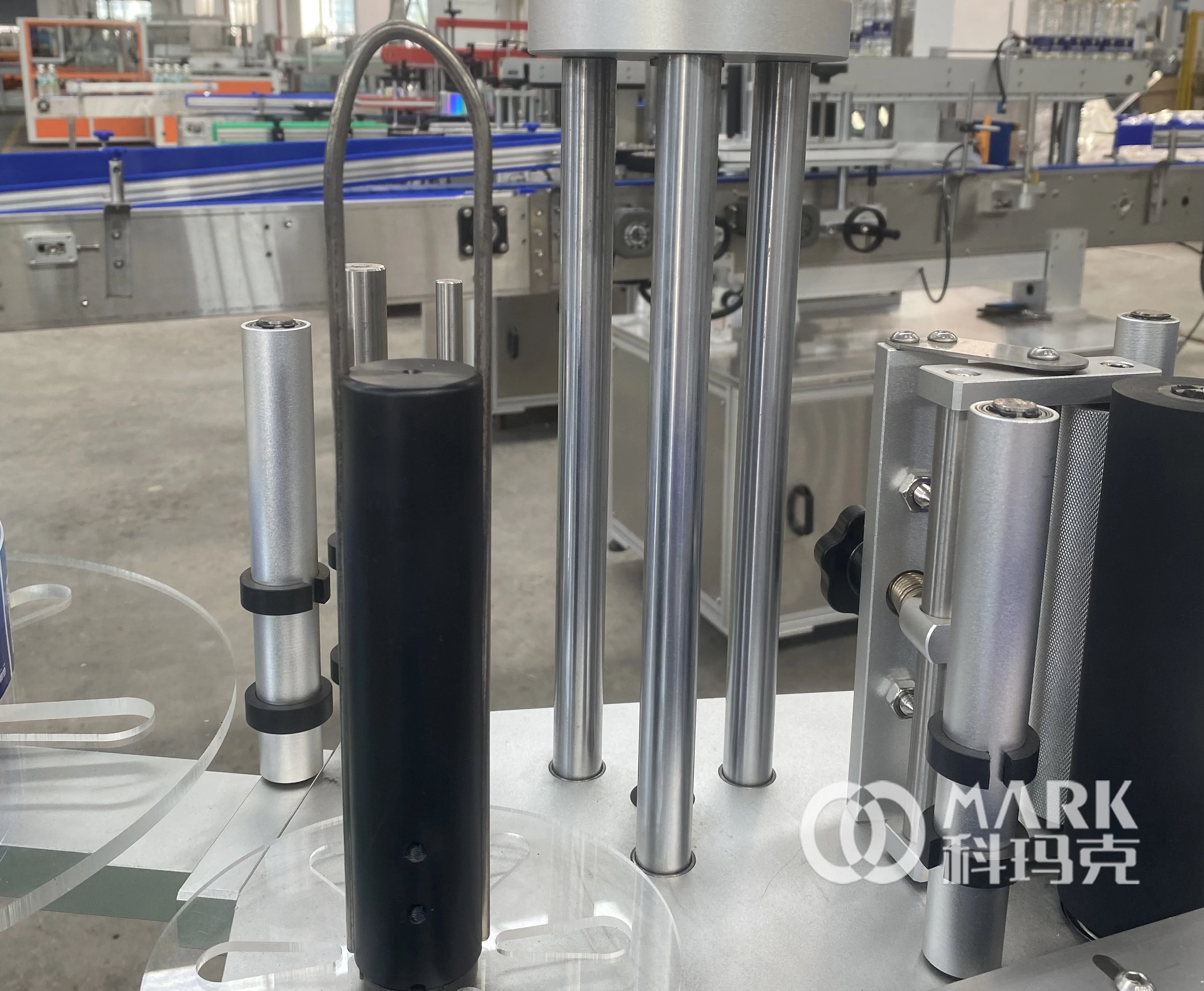 Automatic Self-adhesive Sticker Labeling Machine For Small Bottle