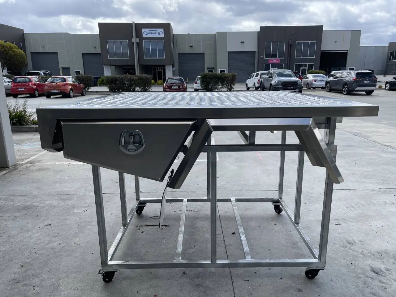 Customized Dual Cab Aluminium Alloy Ute Tray Canopy Base Pick up truck conversion