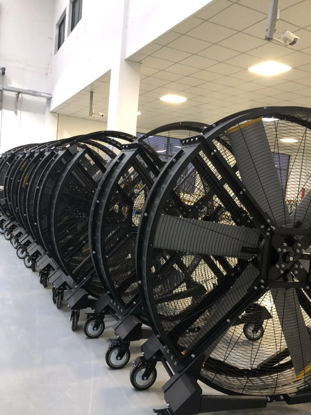 Suzhou OPT 2m big size mobile ventilation fan