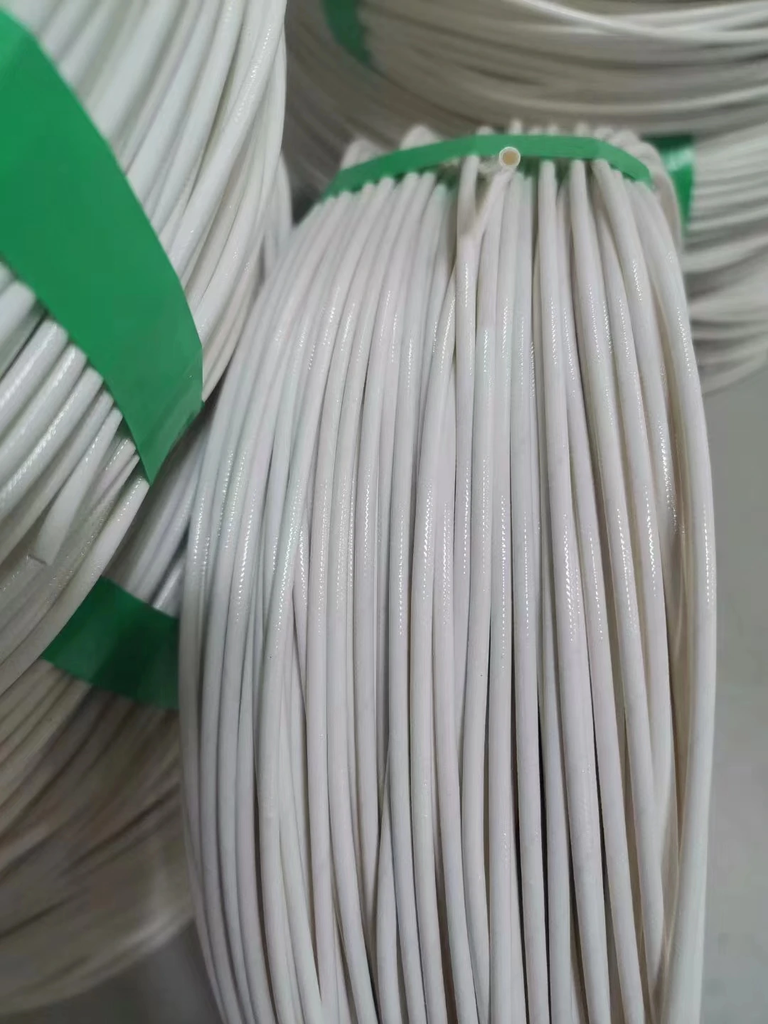High Voltage H Grade 2751 Fiberglass Sleeves Coated With Silicone Rubber Fiberglass Sleeving For Electrical Insulating