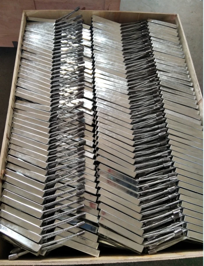 Precast concrete wire rope loop box for construction loop box