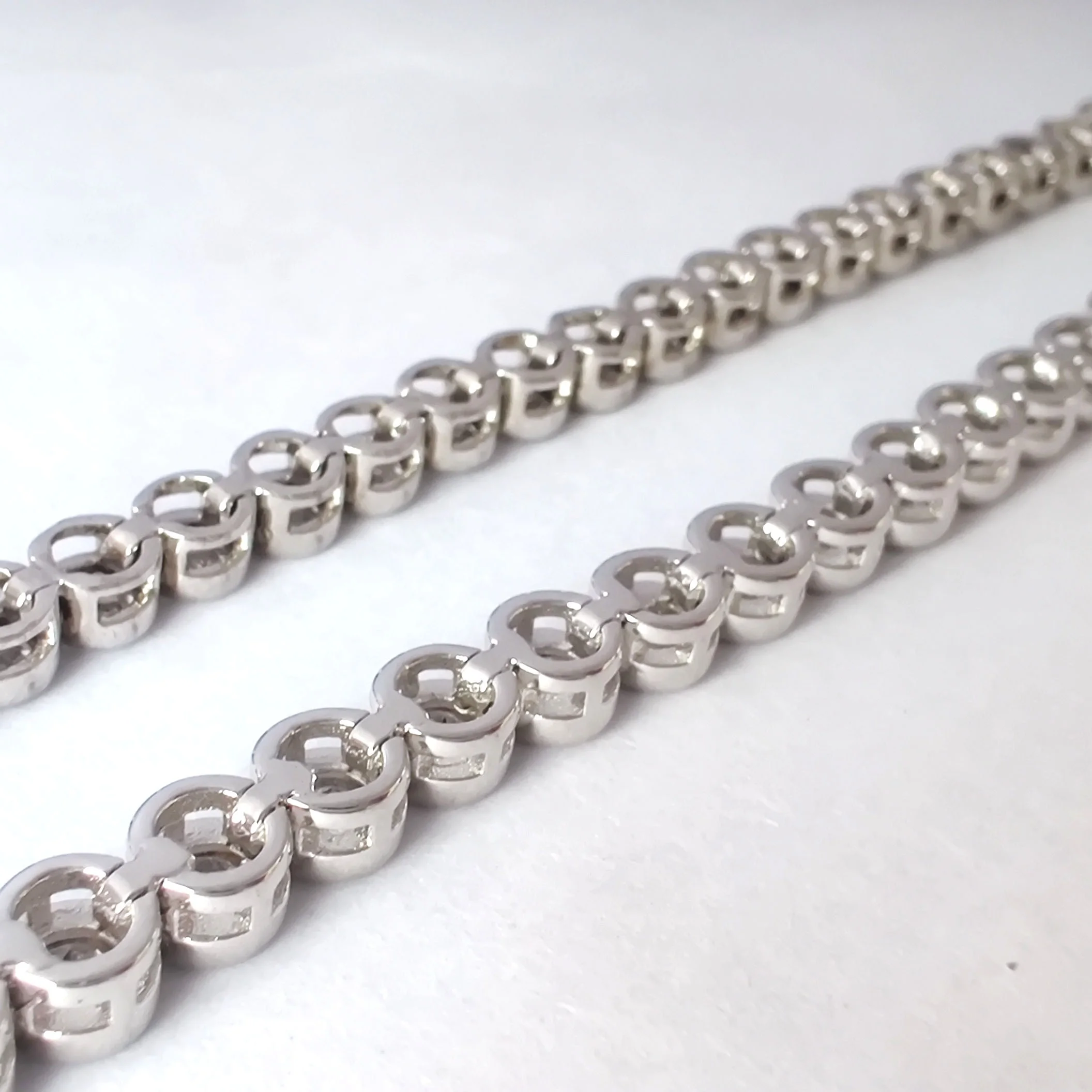 Bezel Set Graduated 925 Silver Jewelry Cubic Zirconia Tennis Bracelet Gold Plating 9ct 14ct 18ct