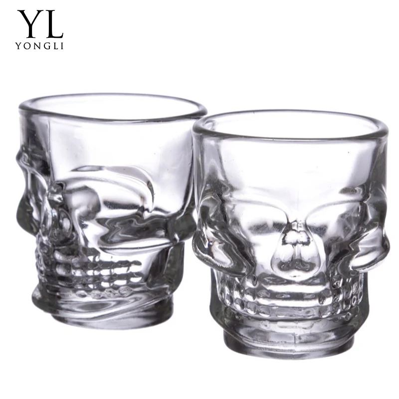 Fancy 50 ml Skeleton Shaped Shot Glass For Liquory In Bar Unique SKULL Shaped Shot Glass Tequila SHOOTER GLASS