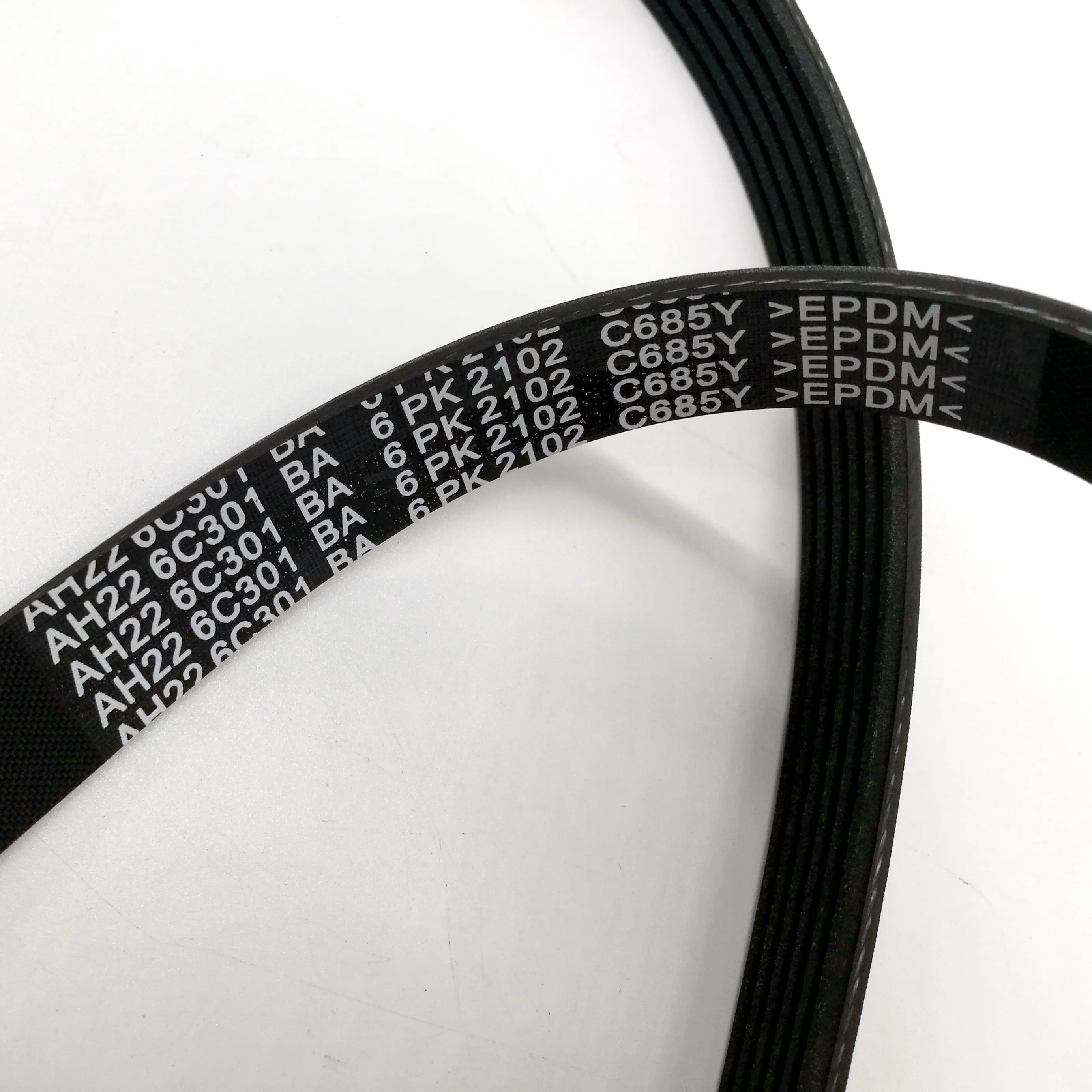 OEM Land Rover auto parts LR013697 belt  for Discovery 3 Discovery 4 and Range Rover Sports in large stock