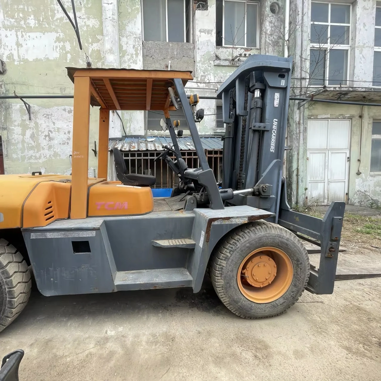 used 10 ton tcm/Komats forklift, High quality 10ton Diesel Forklift