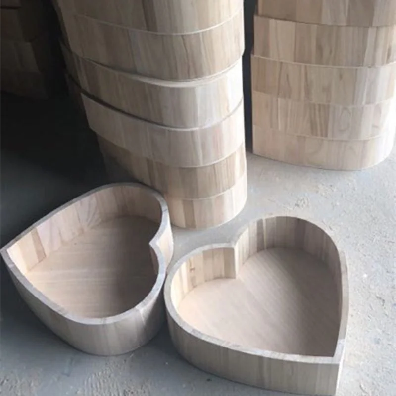 OEM Wood Heart-Shaped Box Newborn Photo Shoot Accessories Basket Serving Display Tray