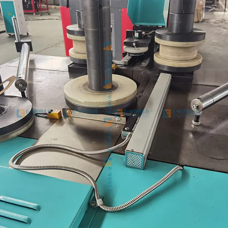 Industrial Computer CNC Controlled Bending Machine For Aluminum Profile