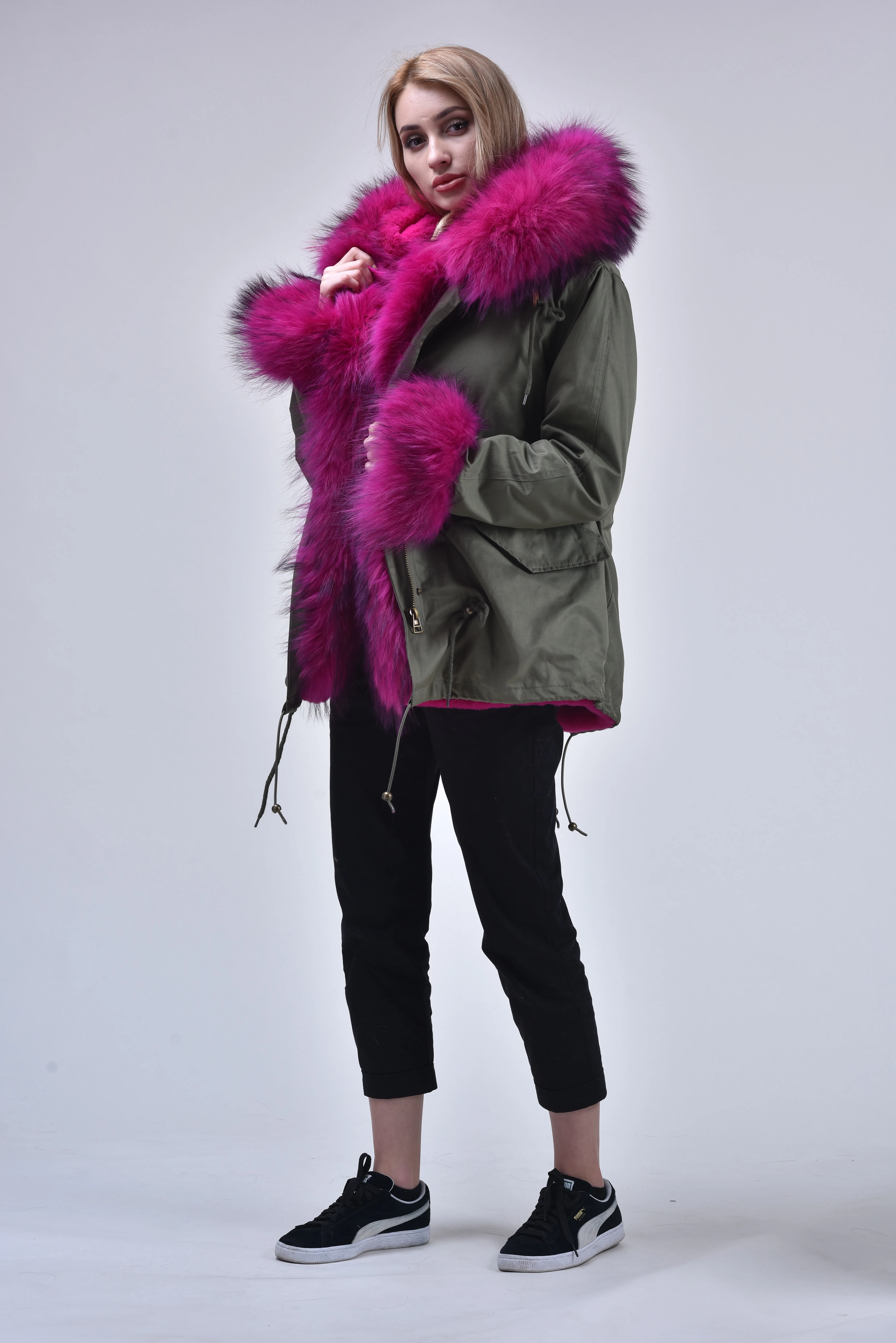 Good Price Raccoon Fur Bomber Jacket Wholesale Real Fur Hooded Winter Coat for women