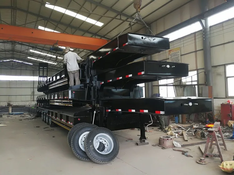 
China HEAVY Low Bed Cargo Semi Trailer for Dozer Loader Excavator Truck 