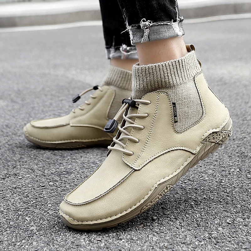 Factory Supply In Ready Stock Hand Made Leather Upper Middle Top Men Leather Casual Walking Shoes