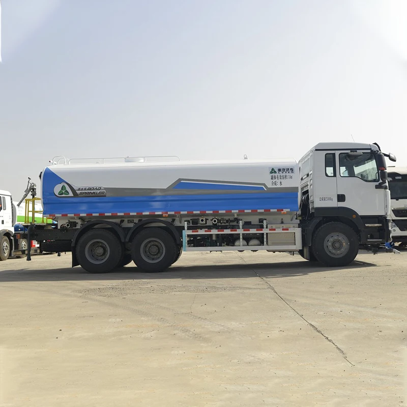 Easy to Operate 6X4 Asphalt Sprinkler Truck Isuzu Water Tanker Truck Used Japan Water Truck for Sale