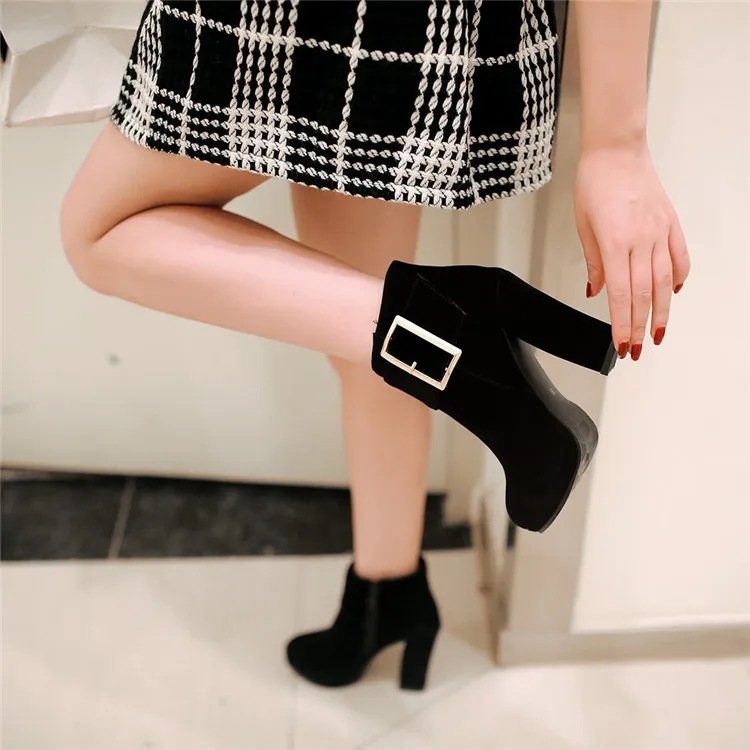 Suede Thick Bottom Oem Fall New Design Sexy Ladies Wide Calf Chunky Heel Booties Woman Ankle Heel Womens Ankle Boots With Buckle