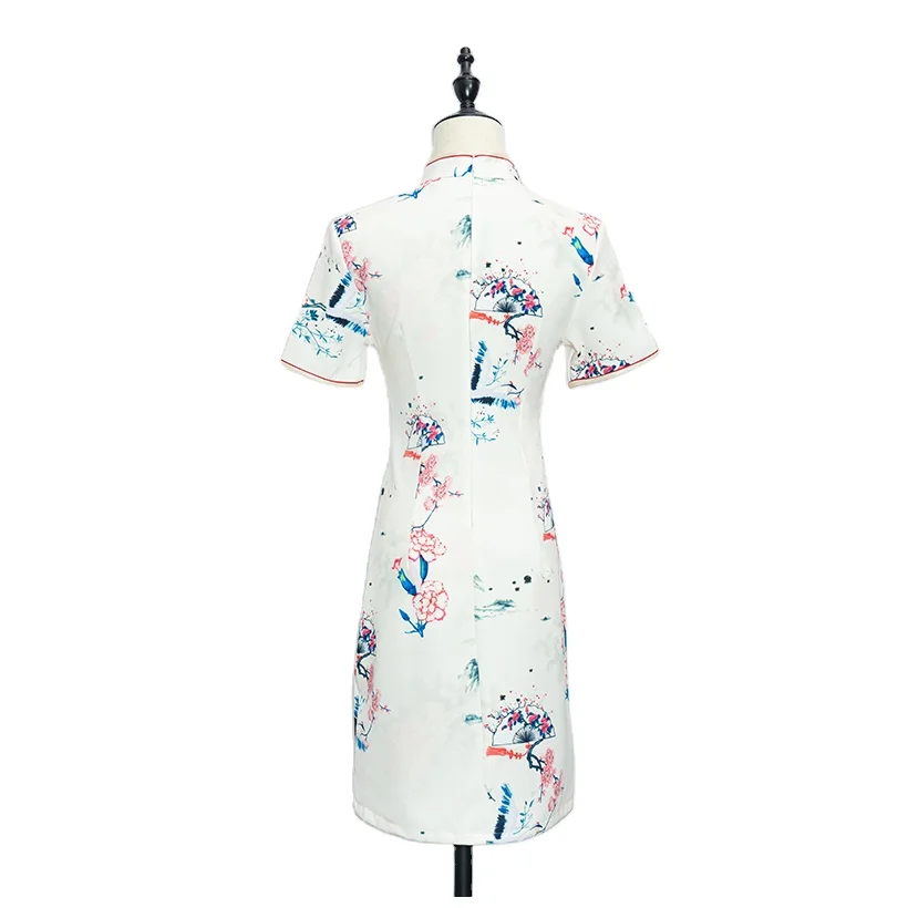 Proper Price Top Quality Light Beige Classical Stylish Embroider Cheongsam