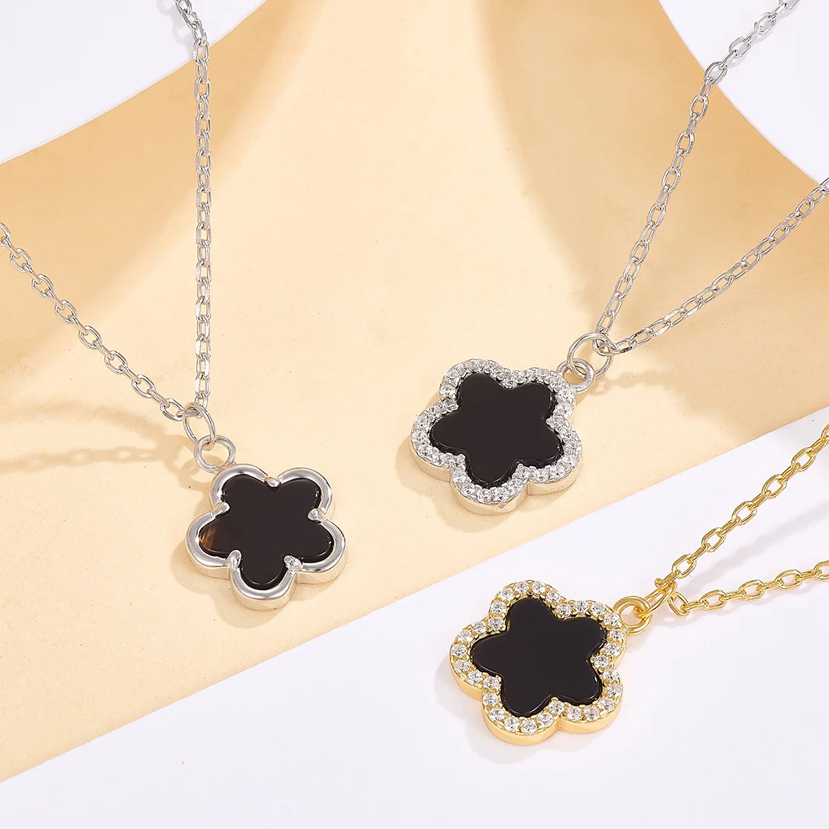 Fashion Jewelry S925 Sterling Silver Gold plated Black Agate Five-leaf Flower Necklace Earring Set Little fresh Girl Jewelry Set
