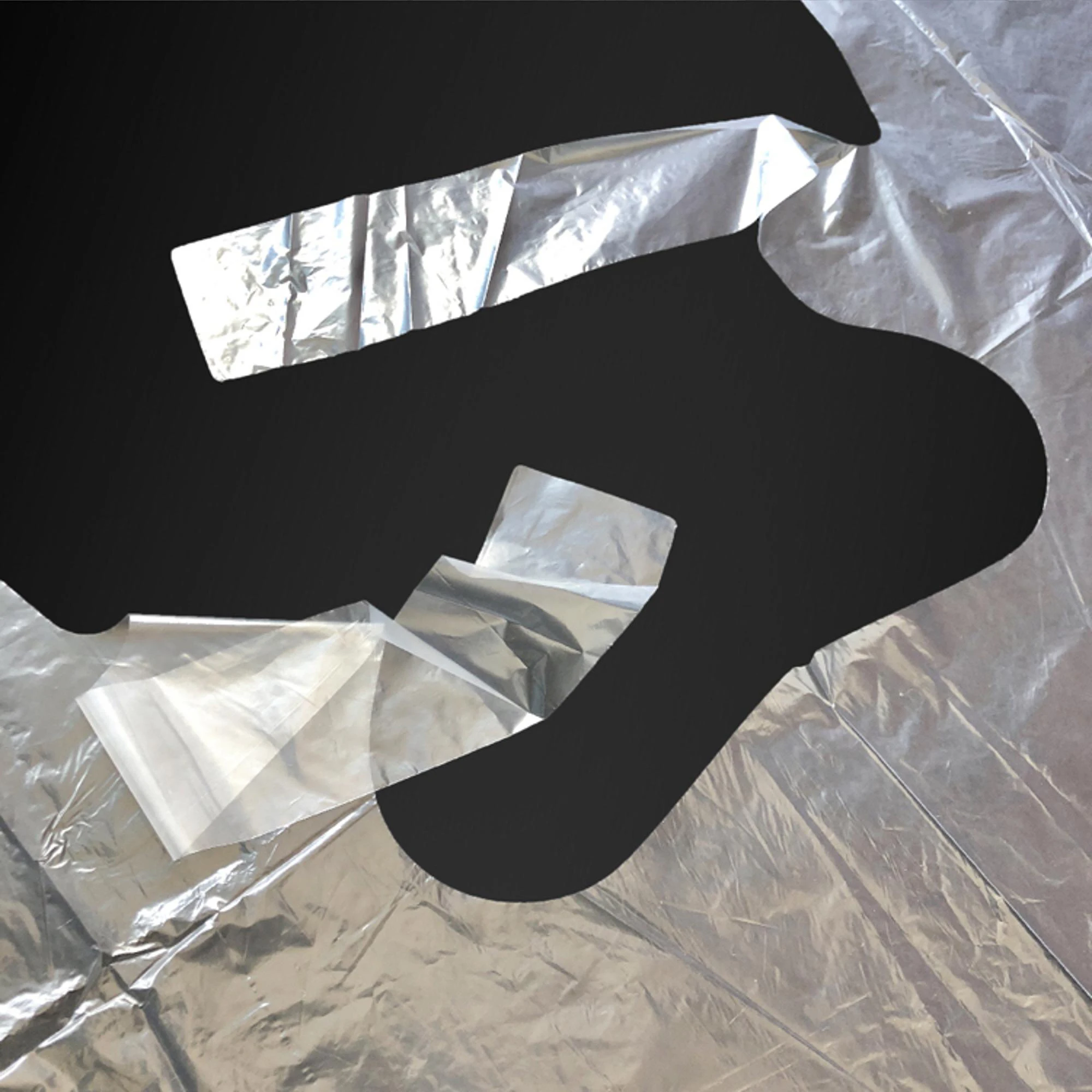 PE Disposable Custom Printed Hair Cutting Capes for Children More Sanitary And Economical Than Nylon/Vinyl Capes