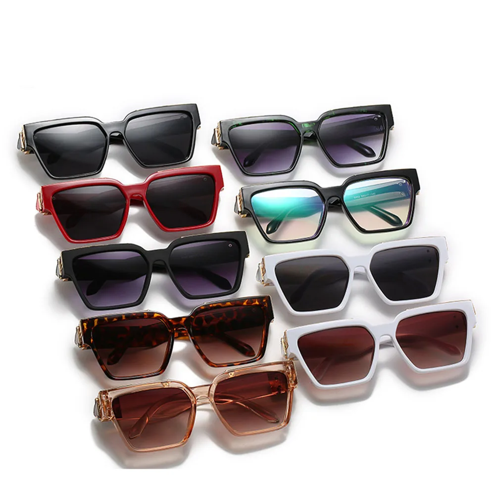 2020 Wholesale colorful fashion square  sunglasses UV400 lens