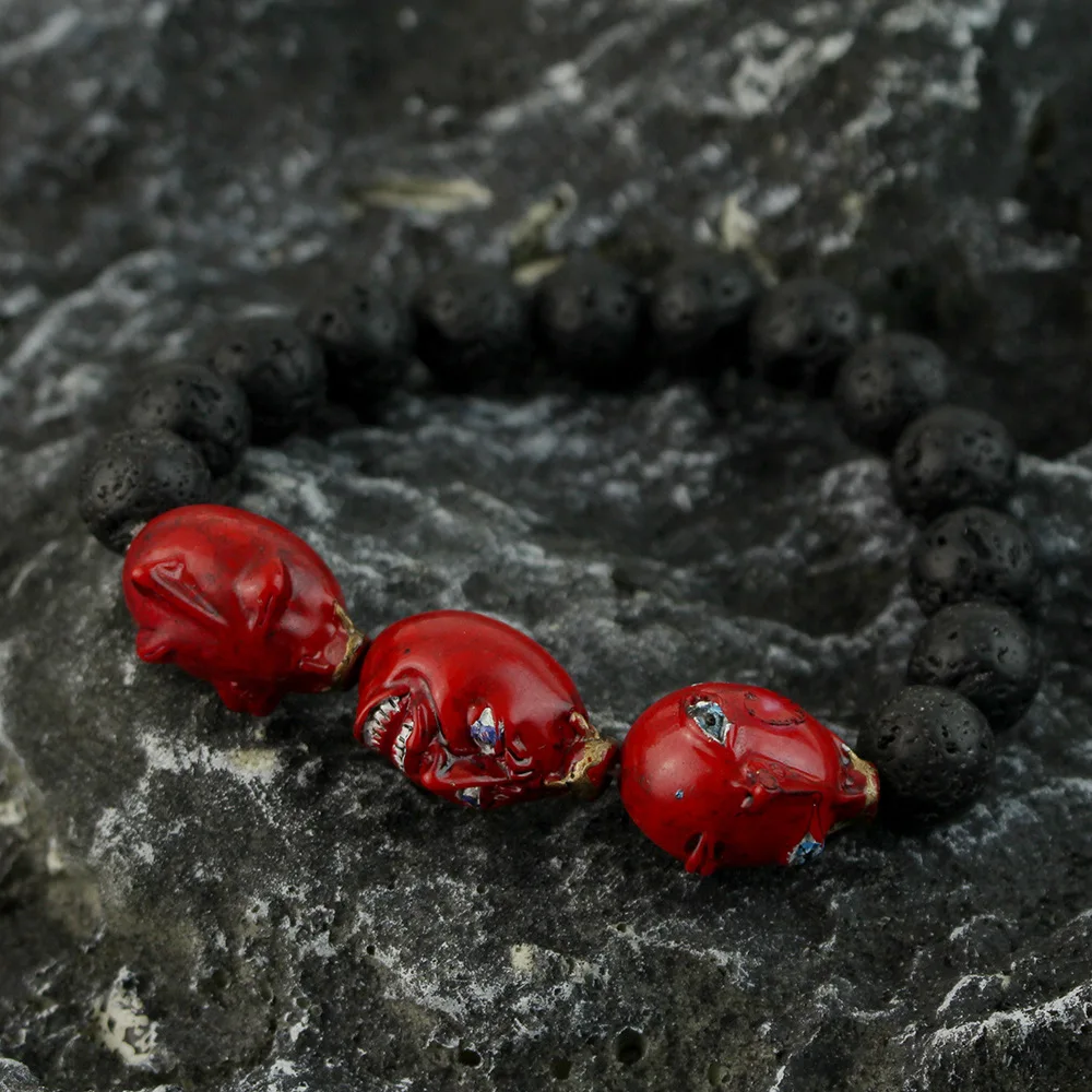 4 Designs Popular Anime Berserk Bracelet Personalise Vintage Resin beaded Bracelet Charms for Men Women