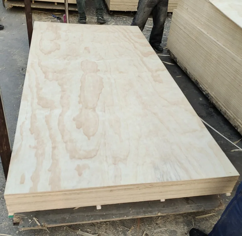 Sanded C/D 4 ft x 8 ft Radiata structural shutter Pine plywood
