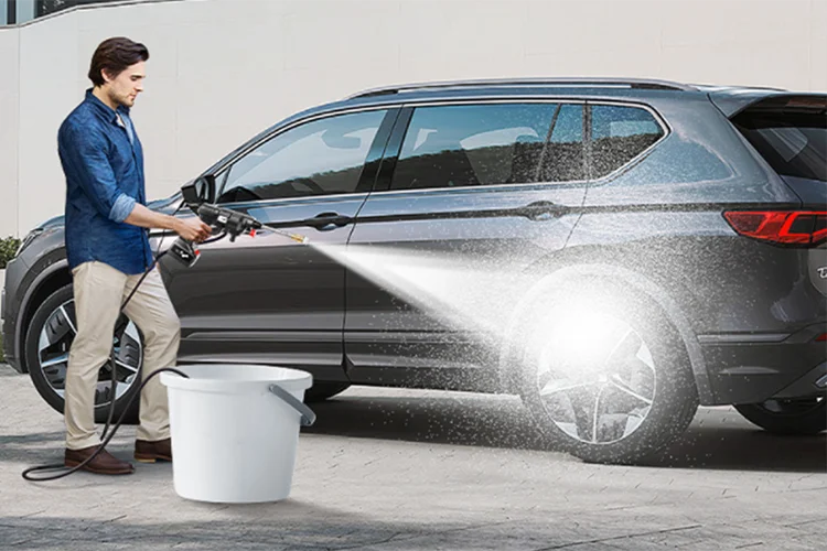 Car Wash High Pressure Portable Auto Washer Carwash 24-Volt Power Cleaner Car Washing with Attachments