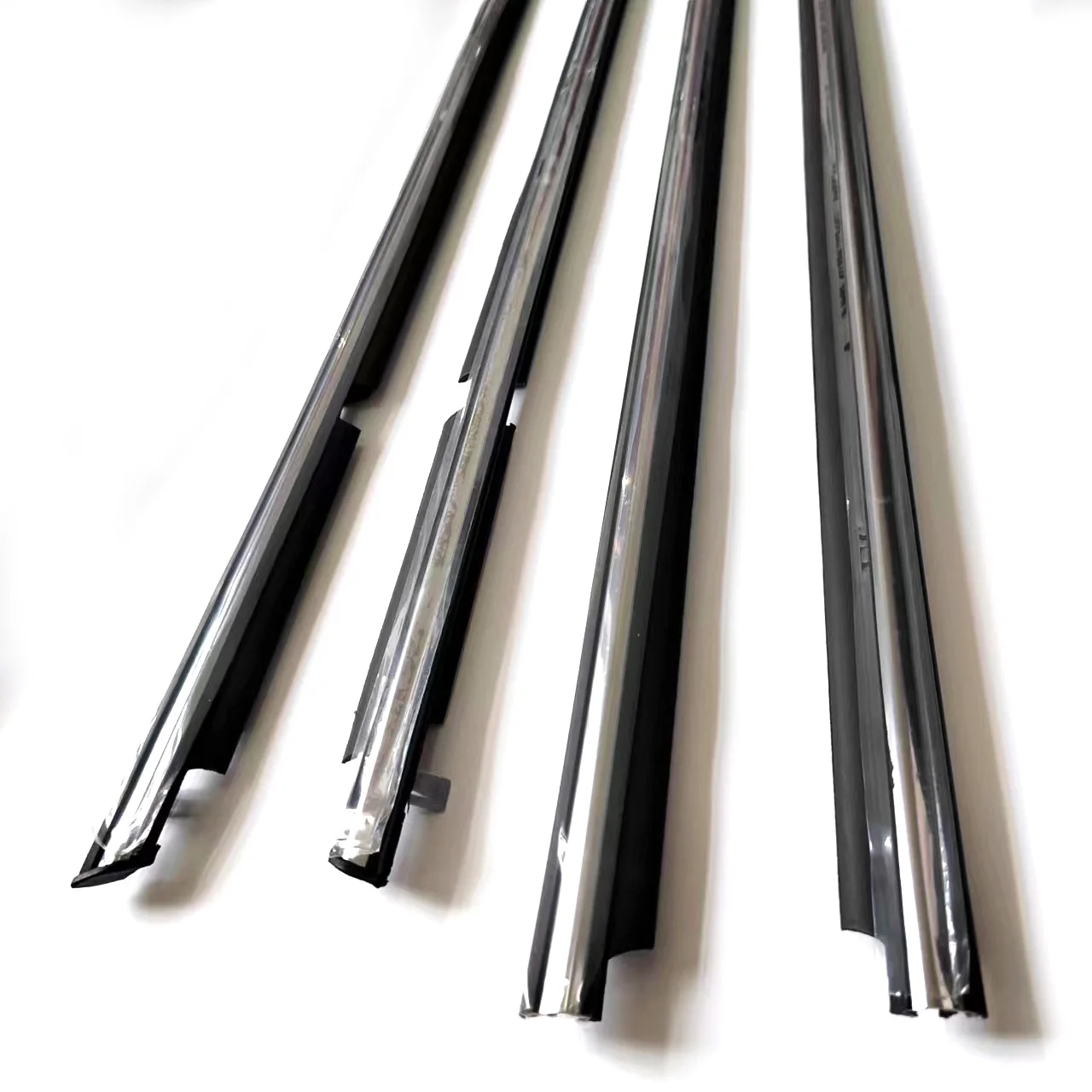 Toyota Prado LC120 glass sealing strip Lexus GX470 sealing strip rubber water cutting strip