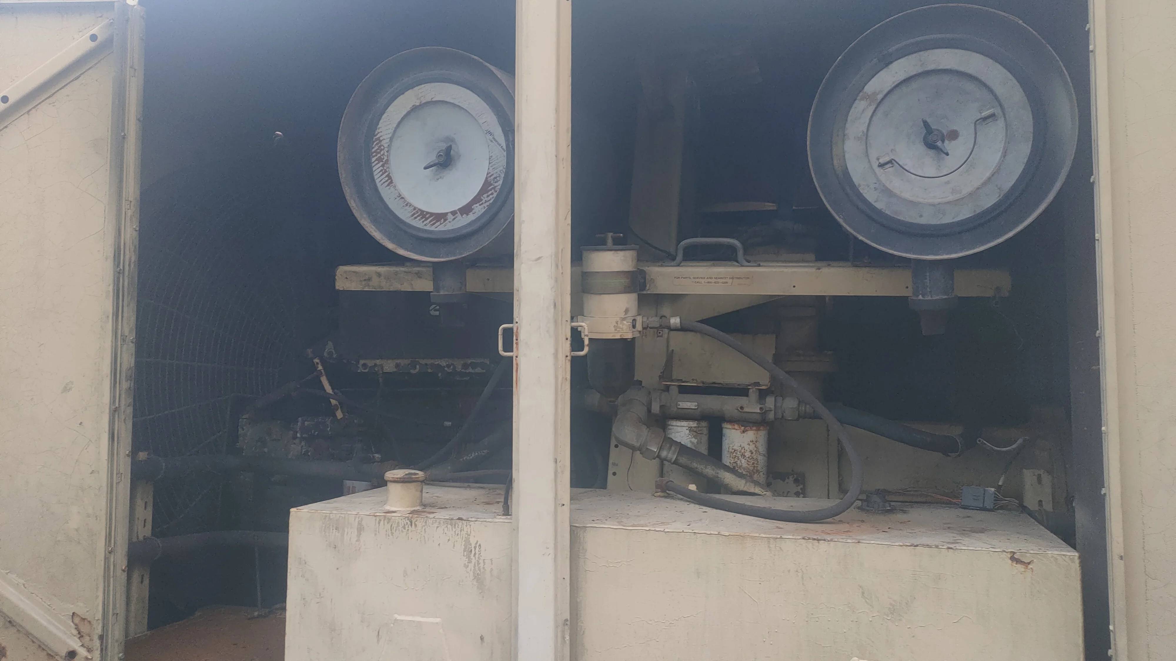 Second Hand HP900 XP900 Ingersoll Rand Screw Compressor