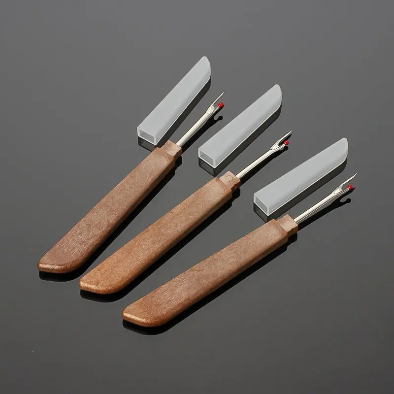 Wholesale Promotional 12cm Mini Sewing Seam Ripper with Wooden Handle Thread Seam Remover Stitch
