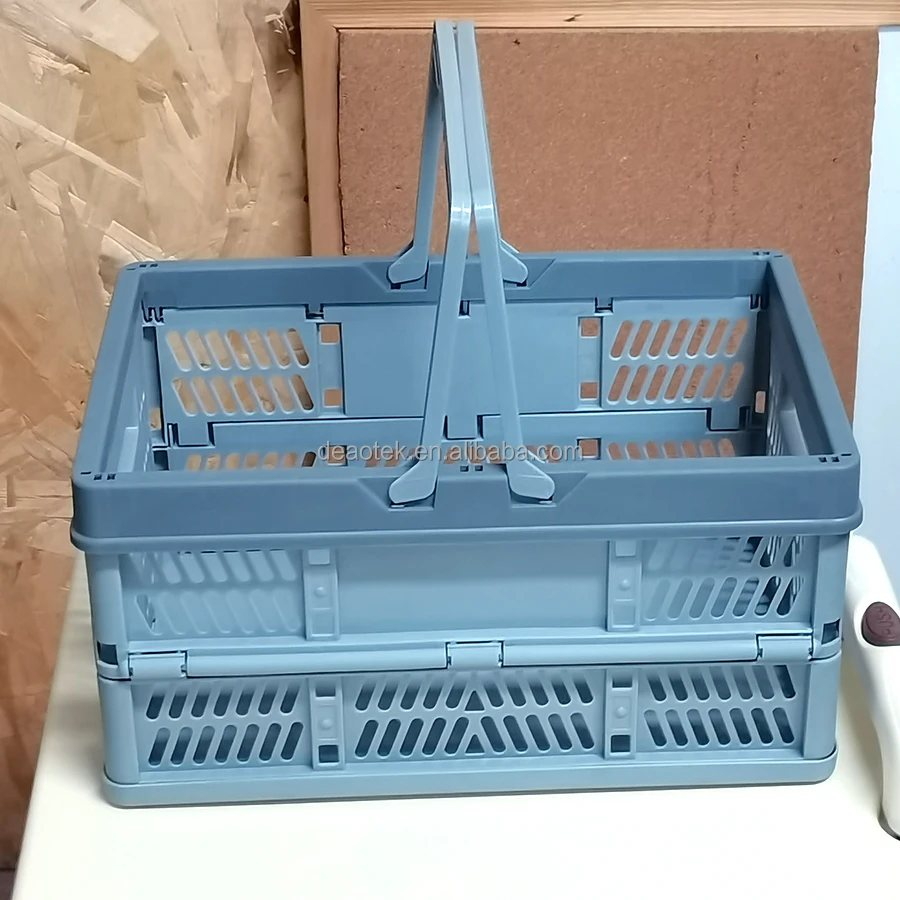 Japan small plastic foldable storage basket with handles sundries shopping basket