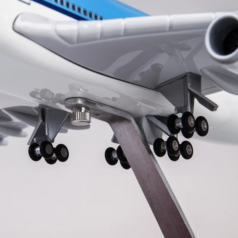 Factory Outlet 47cm Airplane Model Toy Garuda Netherlands Boeing 747 plastic Toy Airplane for boy gifts business