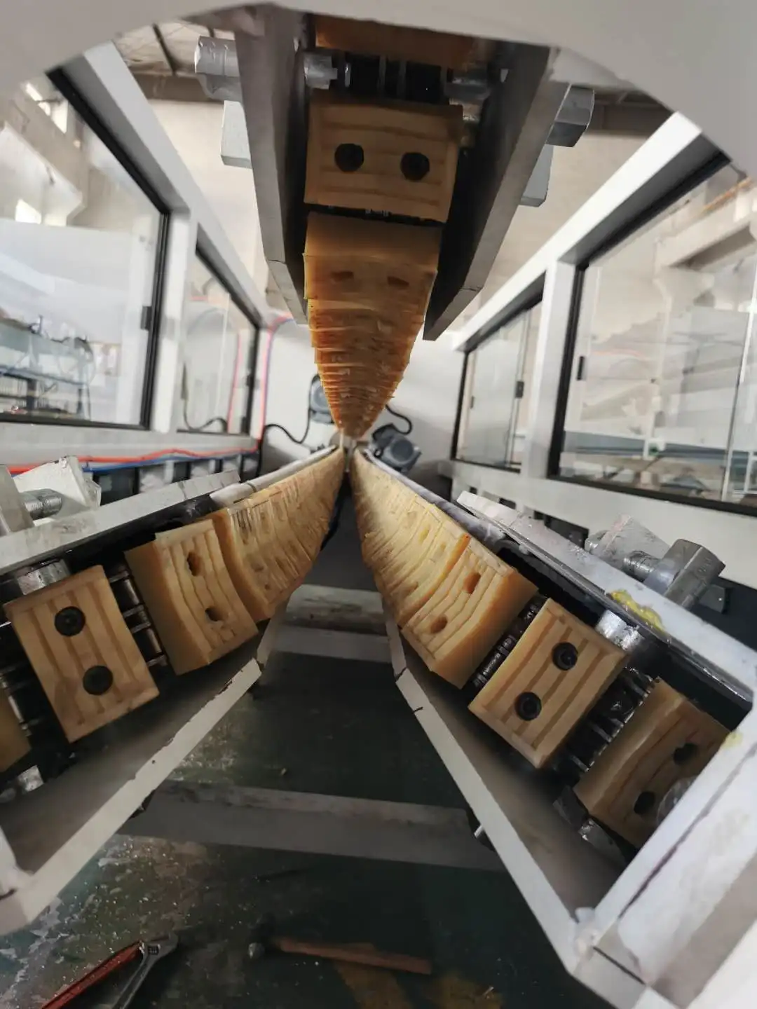 Hual Off Machine  Plastic PVC Pipe Haul Off machine Pipe haul off machine price