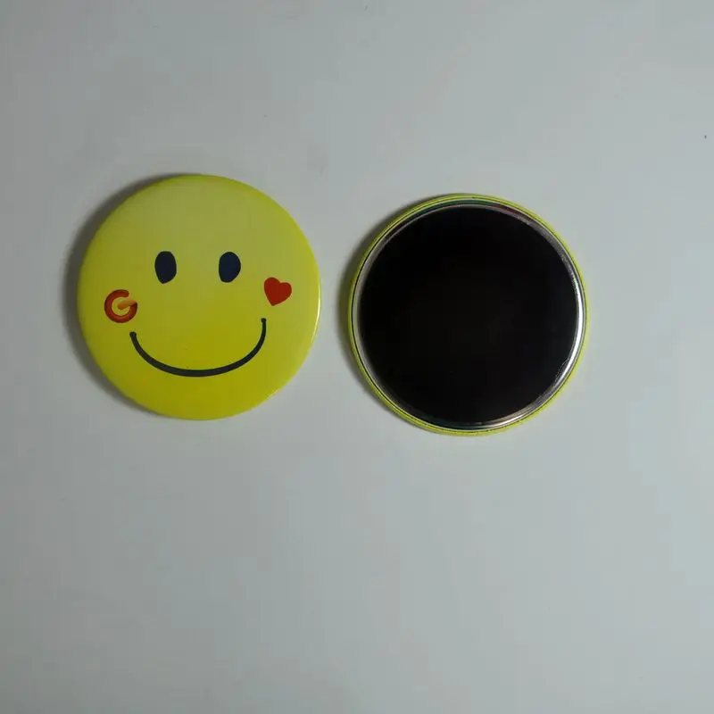 Eco-friendly cheap round smiling face magnetic badge magnetic tin badge pin magnet badge in customized