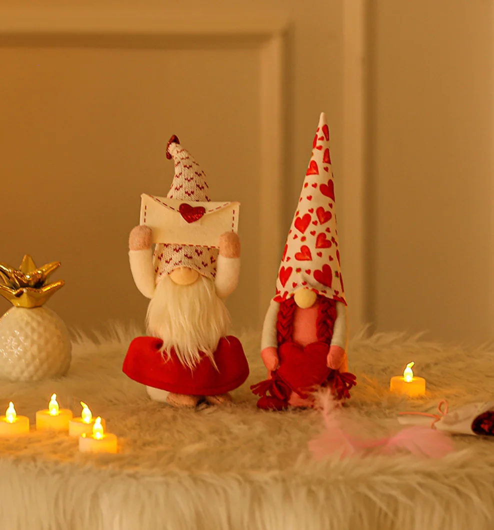 Factory Cheap Price Disney In Us Country 2025 Decoration Christmas Cake Santa Claus Decorations