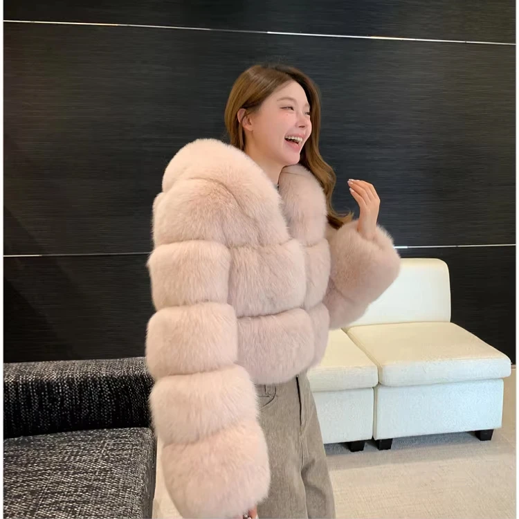 Fashion Design High Quality Fur Jacket Ladies Winter Warm Fox Fur Jacket Hooded Furry Jacket Women