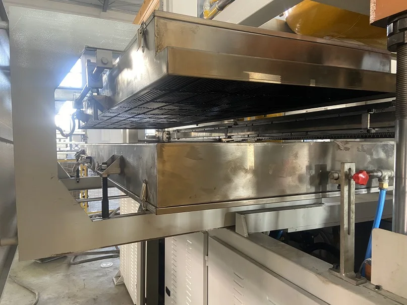 U cup fat fat cup thermoforming machine